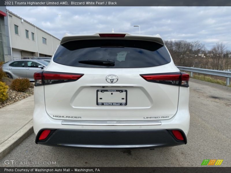 Blizzard White Pearl / Black 2021 Toyota Highlander Limited AWD