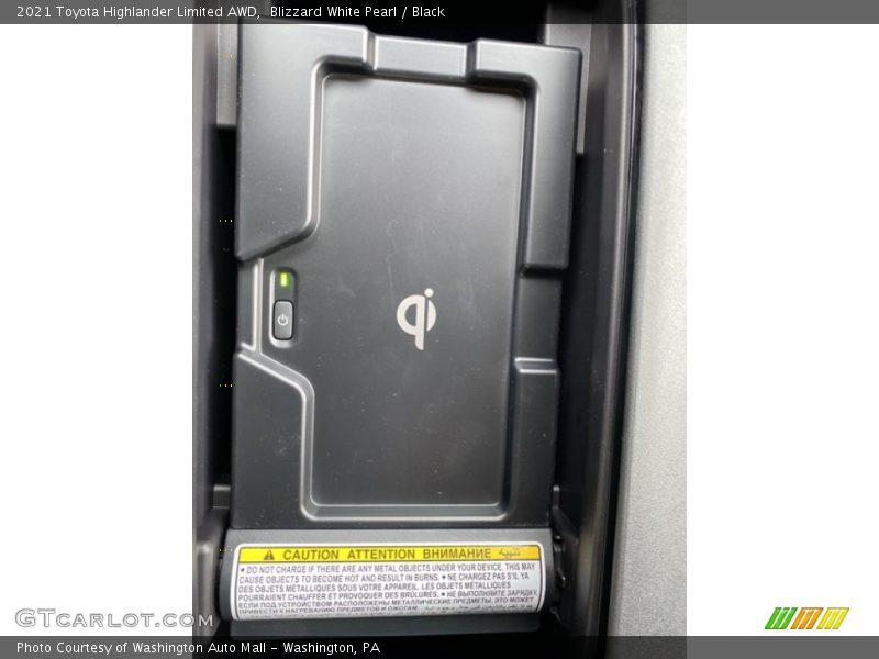 Blizzard White Pearl / Black 2021 Toyota Highlander Limited AWD