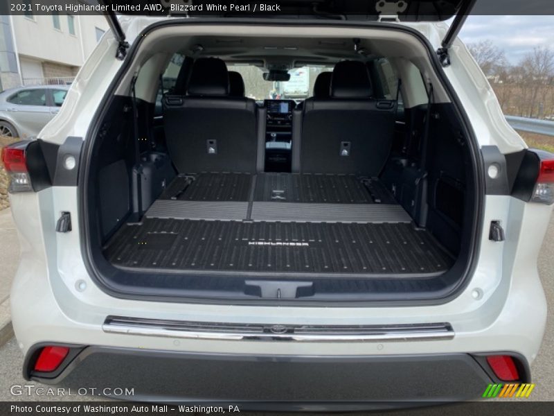 Blizzard White Pearl / Black 2021 Toyota Highlander Limited AWD