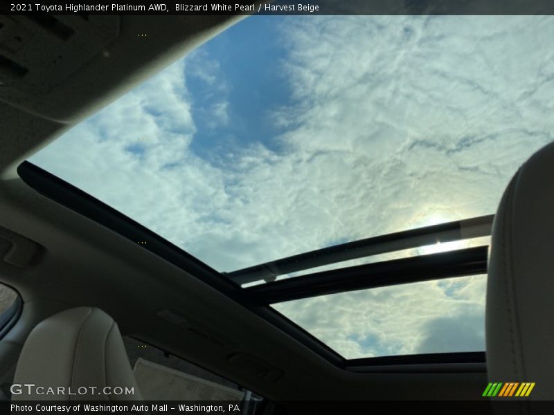 Blizzard White Pearl / Harvest Beige 2021 Toyota Highlander Platinum AWD