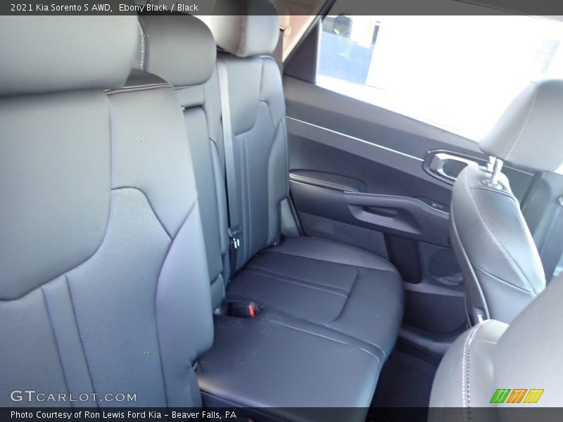 Ebony Black / Black 2021 Kia Sorento S AWD