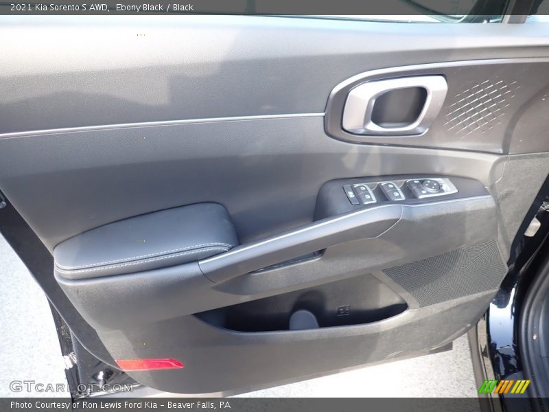 Ebony Black / Black 2021 Kia Sorento S AWD