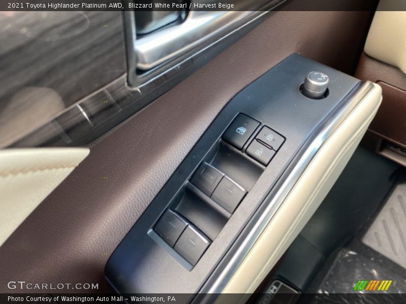 Blizzard White Pearl / Harvest Beige 2021 Toyota Highlander Platinum AWD