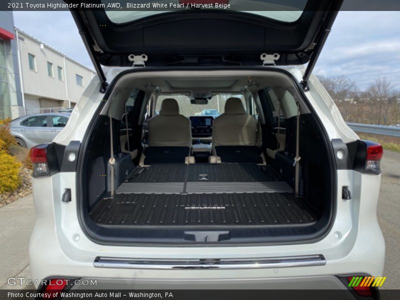 Blizzard White Pearl / Harvest Beige 2021 Toyota Highlander Platinum AWD