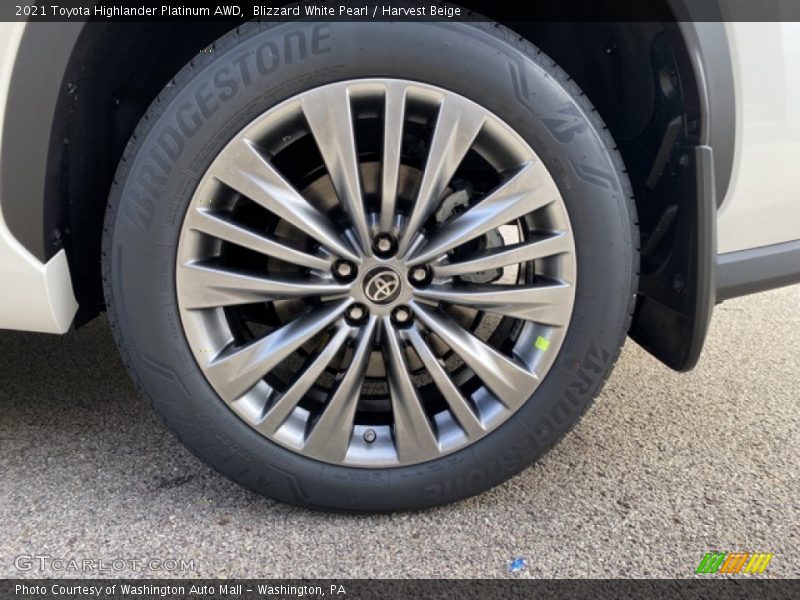 Blizzard White Pearl / Harvest Beige 2021 Toyota Highlander Platinum AWD