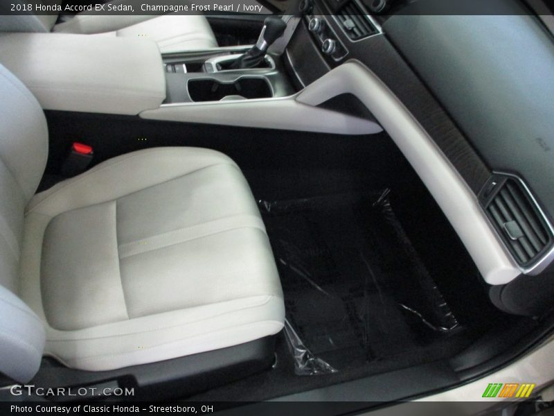 Champagne Frost Pearl / Ivory 2018 Honda Accord EX Sedan