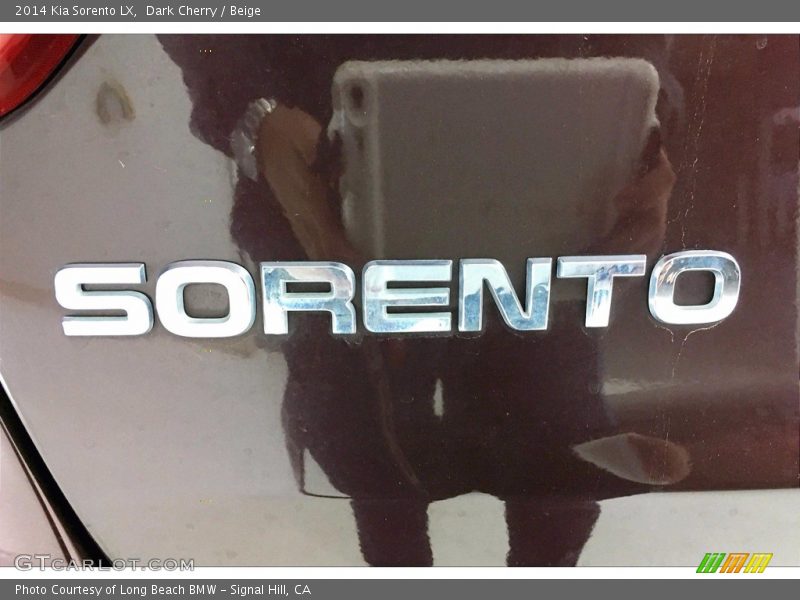 Dark Cherry / Beige 2014 Kia Sorento LX