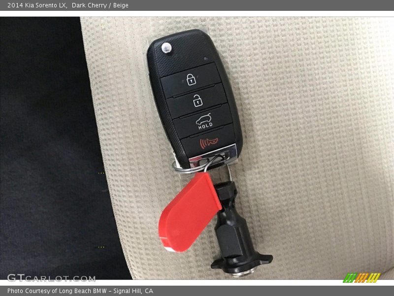 Dark Cherry / Beige 2014 Kia Sorento LX