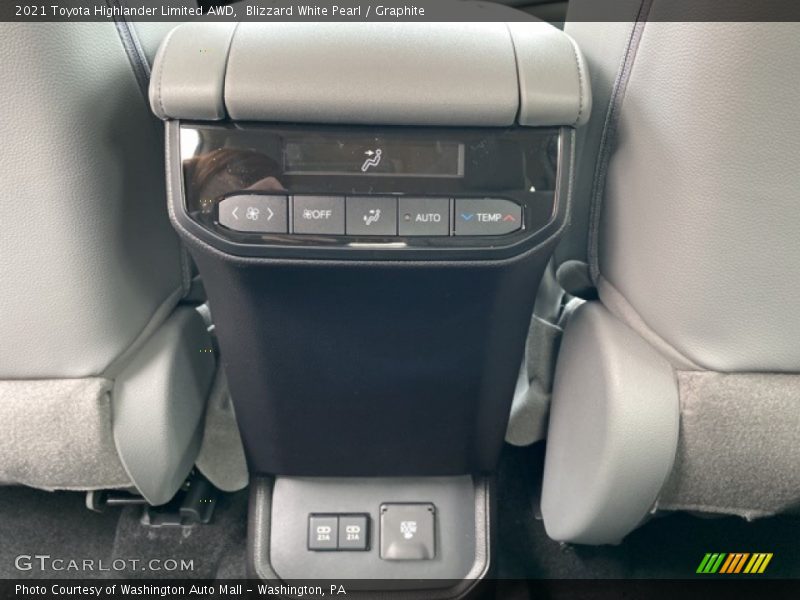 Blizzard White Pearl / Graphite 2021 Toyota Highlander Limited AWD