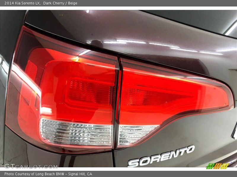 Dark Cherry / Beige 2014 Kia Sorento LX