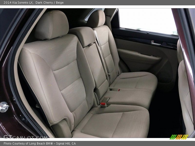 Dark Cherry / Beige 2014 Kia Sorento LX