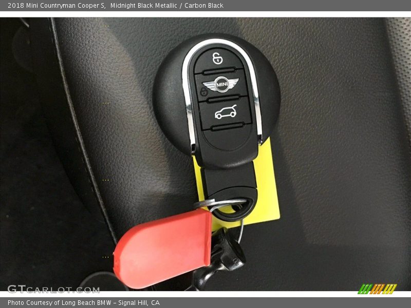 Midnight Black Metallic / Carbon Black 2018 Mini Countryman Cooper S