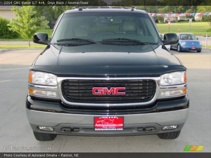 Onyx Black / Neutral/Shale 2004 GMC Yukon SLT 4x4