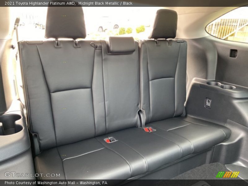 Midnight Black Metallic / Black 2021 Toyota Highlander Platinum AWD