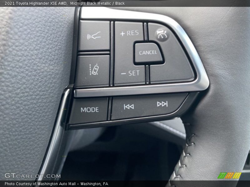  2021 Highlander XSE AWD Steering Wheel