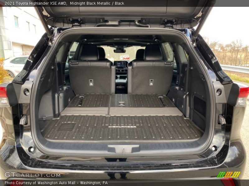  2021 Highlander XSE AWD Trunk
