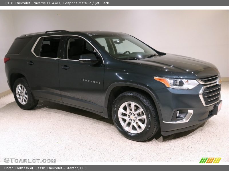 Graphite Metallic / Jet Black 2018 Chevrolet Traverse LT AWD