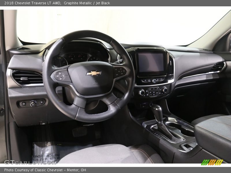 Graphite Metallic / Jet Black 2018 Chevrolet Traverse LT AWD