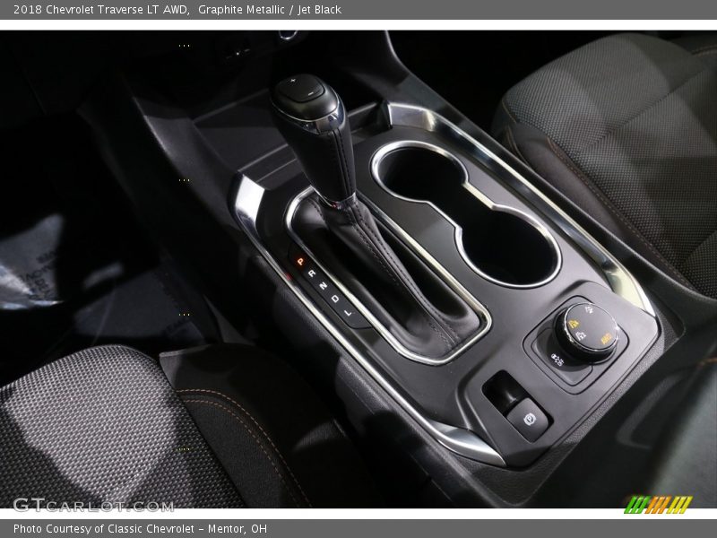 Graphite Metallic / Jet Black 2018 Chevrolet Traverse LT AWD