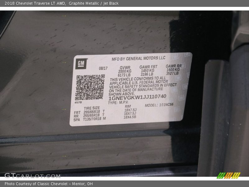 Graphite Metallic / Jet Black 2018 Chevrolet Traverse LT AWD