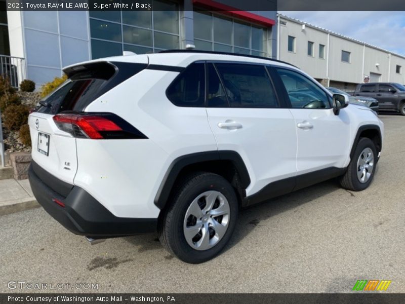 Super White / Black 2021 Toyota RAV4 LE AWD