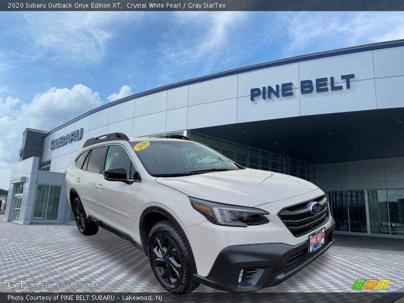 Crystal White Pearl / Gray StarTex 2020 Subaru Outback Onyx Edition XT