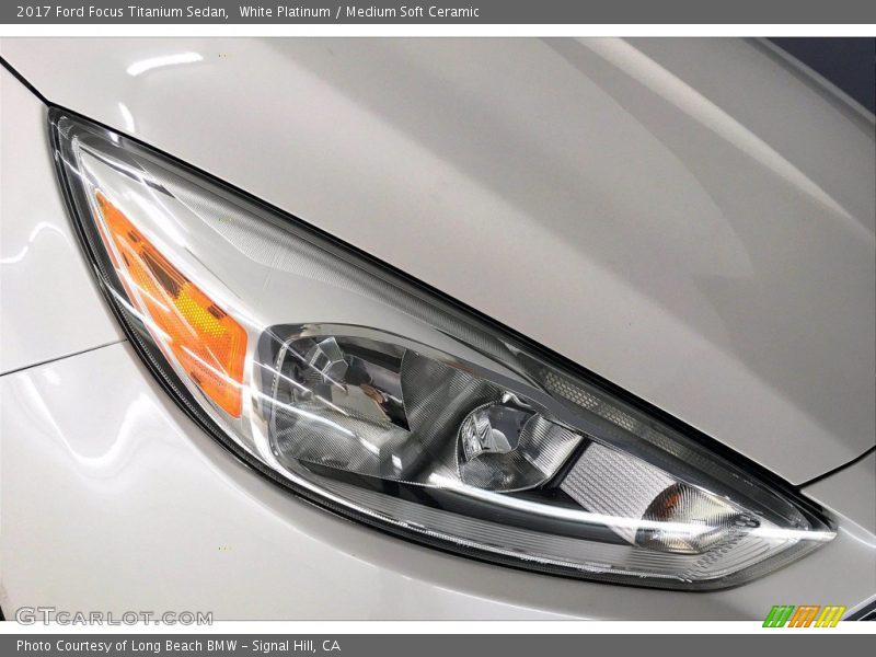 White Platinum / Medium Soft Ceramic 2017 Ford Focus Titanium Sedan