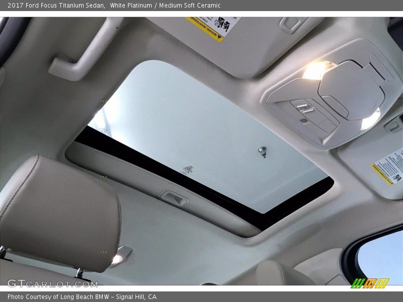 White Platinum / Medium Soft Ceramic 2017 Ford Focus Titanium Sedan