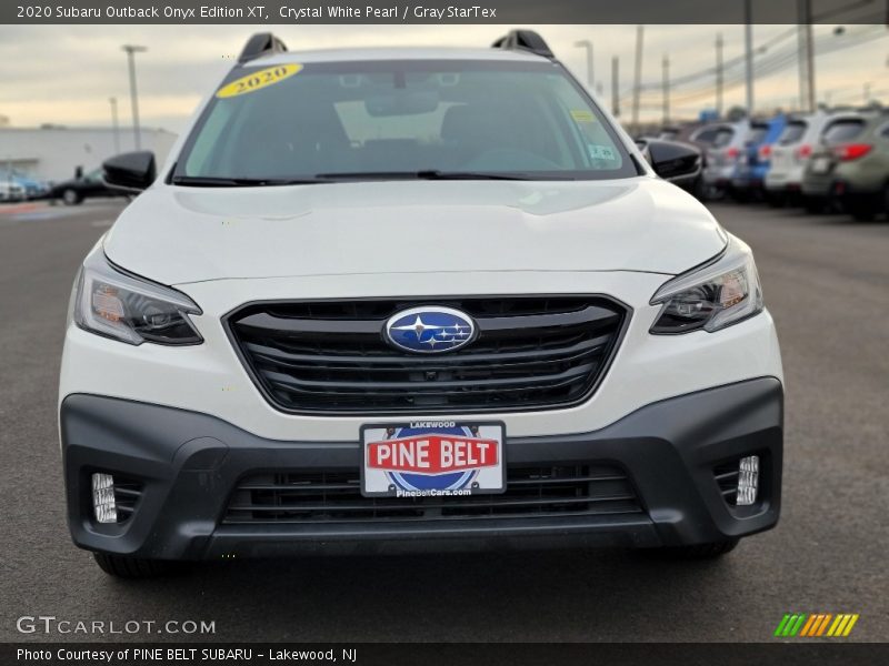 Crystal White Pearl / Gray StarTex 2020 Subaru Outback Onyx Edition XT