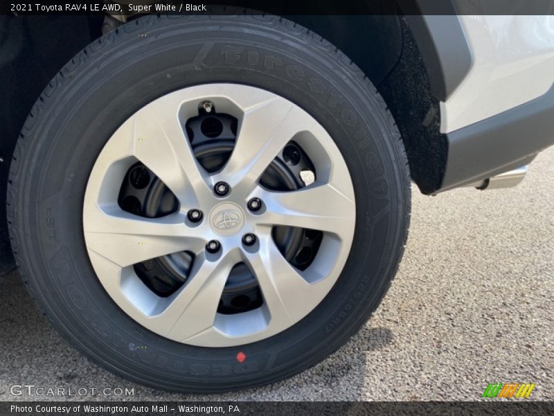 Super White / Black 2021 Toyota RAV4 LE AWD