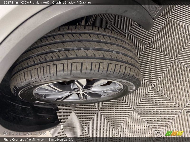 Graphite Shadow / Graphite 2017 Infiniti QX30 Premium AWD