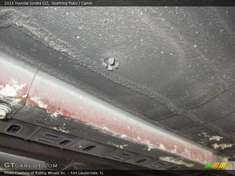 Sparkling Ruby / Camel 2013 Hyundai Sonata GLS