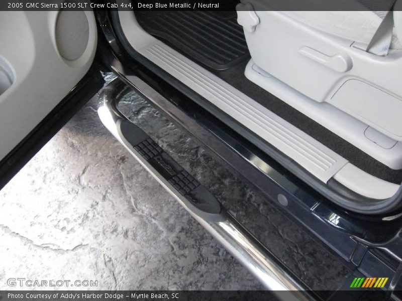 Deep Blue Metallic / Neutral 2005 GMC Sierra 1500 SLT Crew Cab 4x4