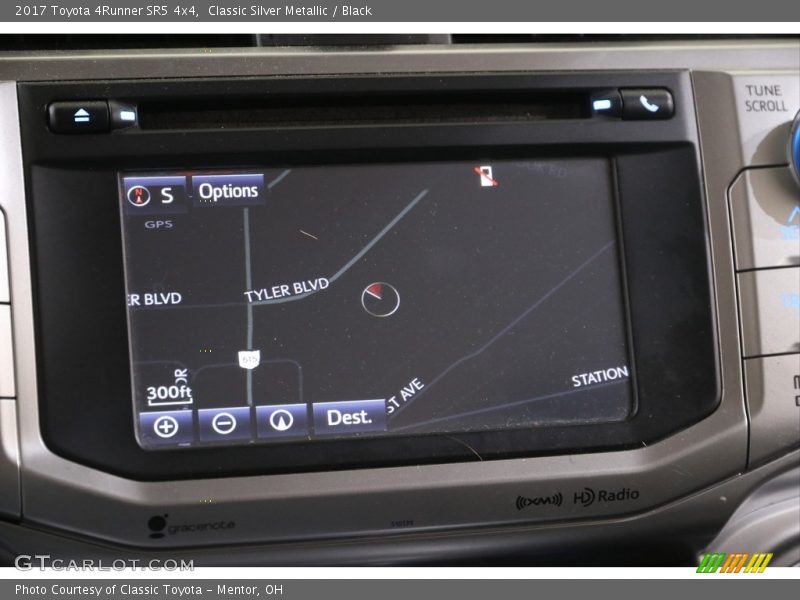 Classic Silver Metallic / Black 2017 Toyota 4Runner SR5 4x4