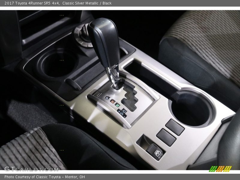 Classic Silver Metallic / Black 2017 Toyota 4Runner SR5 4x4