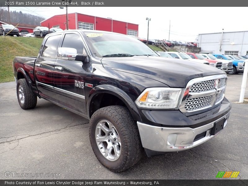 Front 3/4 View of 2015 1500 Laramie Crew Cab 4x4