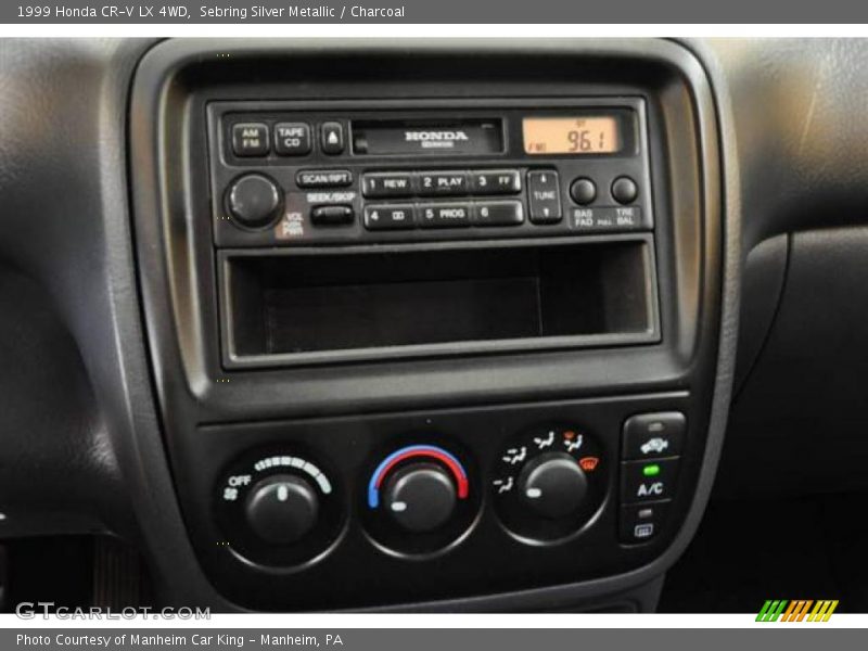Sebring Silver Metallic / Charcoal 1999 Honda CR-V LX 4WD