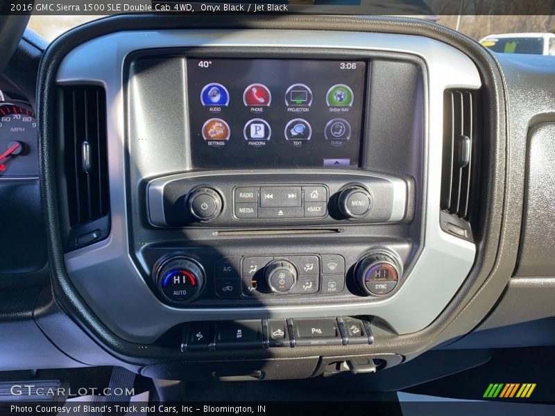 Onyx Black / Jet Black 2016 GMC Sierra 1500 SLE Double Cab 4WD