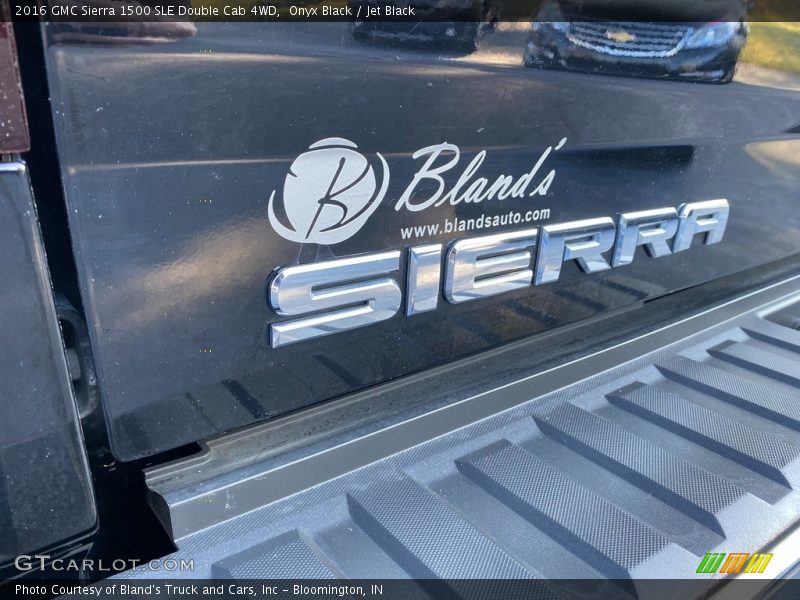 Onyx Black / Jet Black 2016 GMC Sierra 1500 SLE Double Cab 4WD