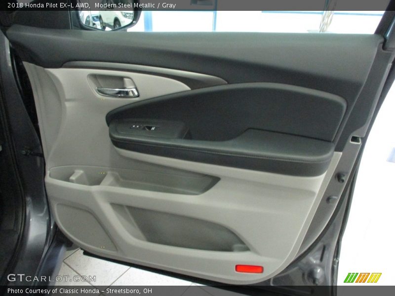 Modern Steel Metallic / Gray 2018 Honda Pilot EX-L AWD