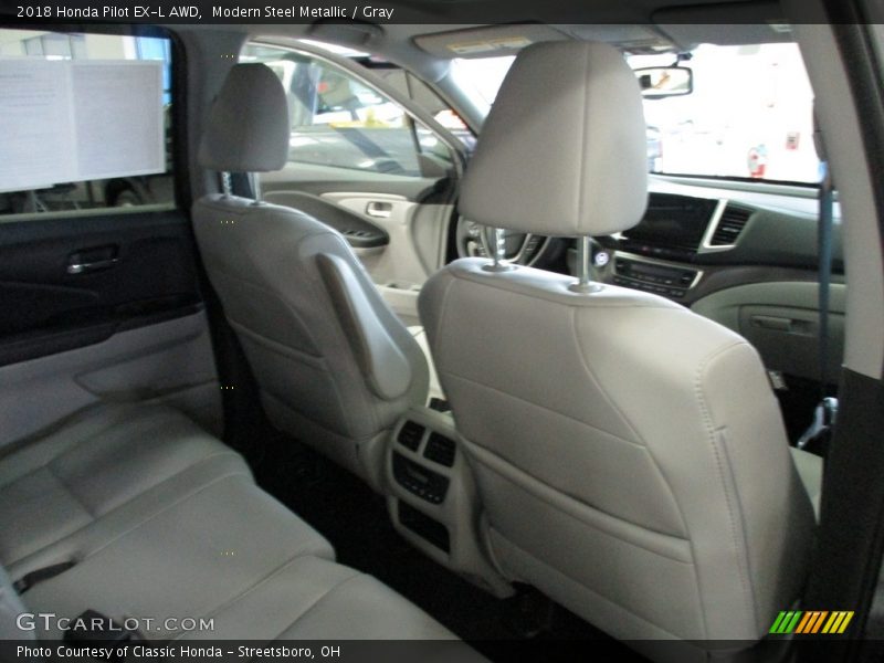 Modern Steel Metallic / Gray 2018 Honda Pilot EX-L AWD