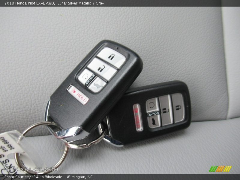Lunar Silver Metallic / Gray 2018 Honda Pilot EX-L AWD