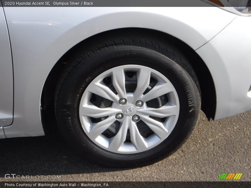 Olympus Silver / Black 2020 Hyundai Accent SE