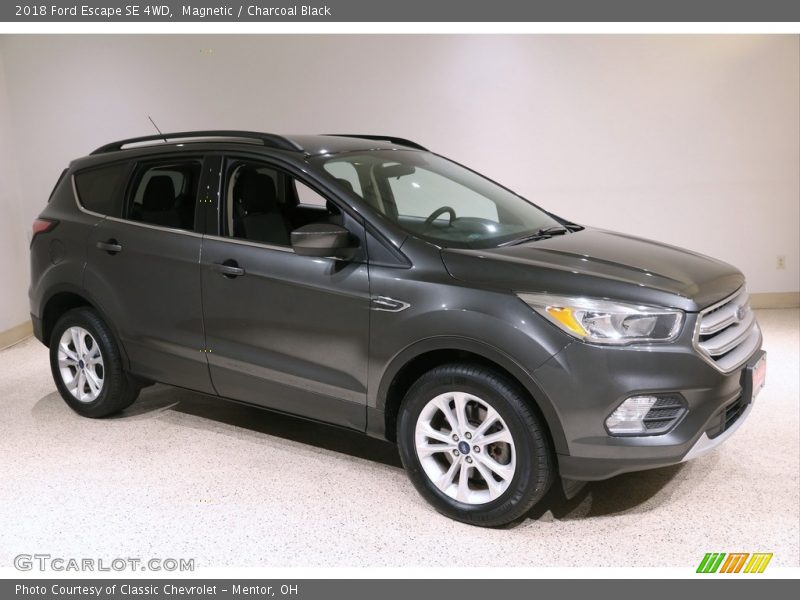 Magnetic / Charcoal Black 2018 Ford Escape SE 4WD