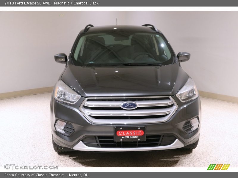 Magnetic / Charcoal Black 2018 Ford Escape SE 4WD