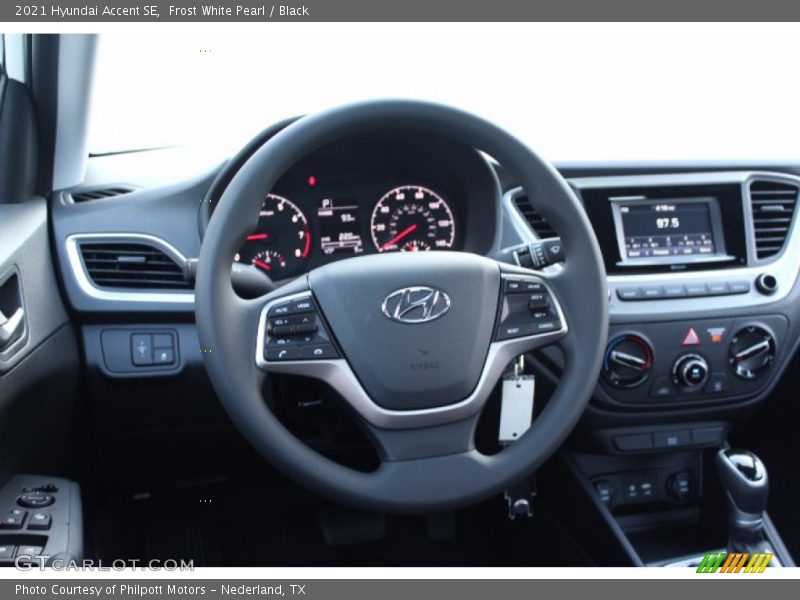 Frost White Pearl / Black 2021 Hyundai Accent SE