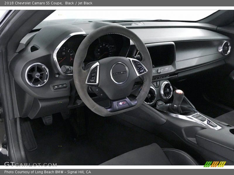 Dashboard of 2018 Camaro SS Coupe