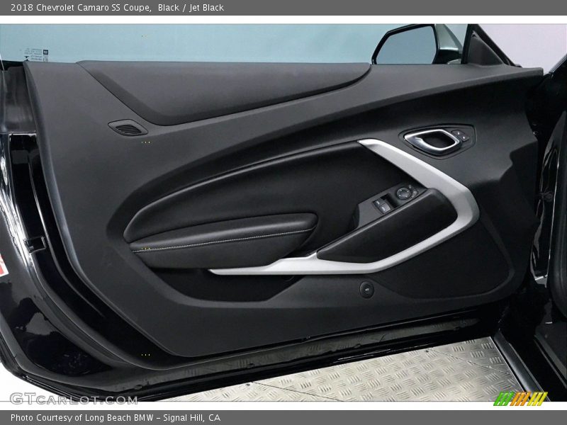 Door Panel of 2018 Camaro SS Coupe