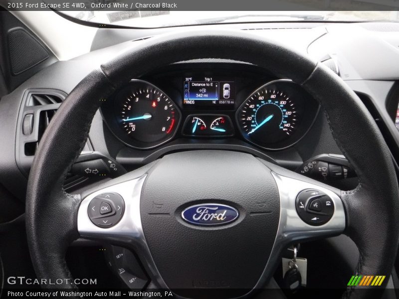 Oxford White / Charcoal Black 2015 Ford Escape SE 4WD