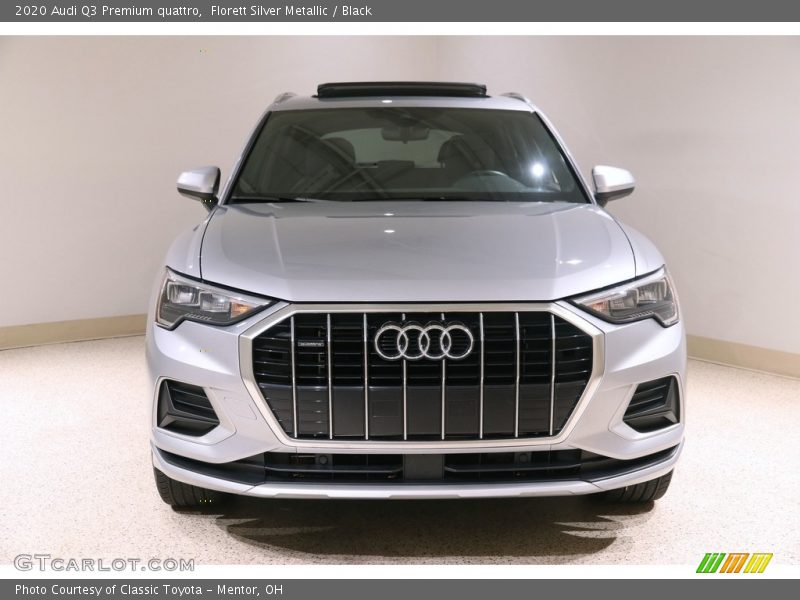 Florett Silver Metallic / Black 2020 Audi Q3 Premium quattro